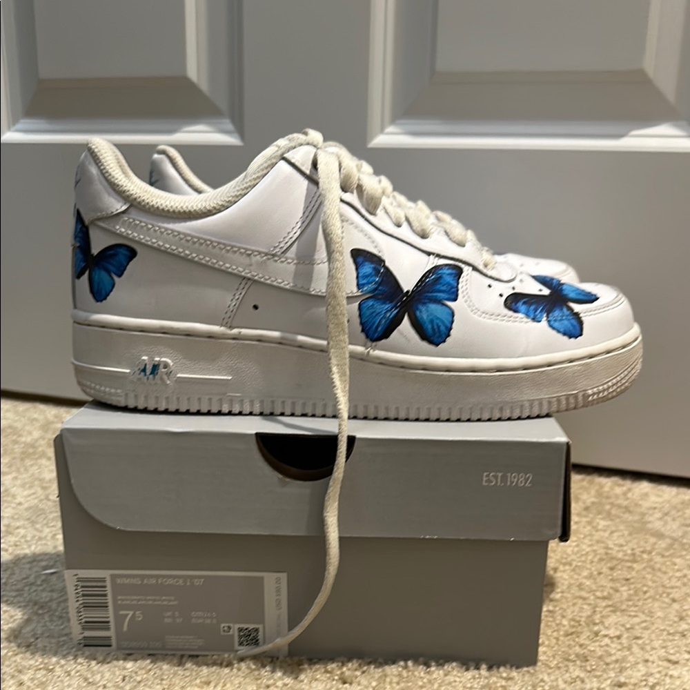 Custom Women’s Air Force 1 ‘07